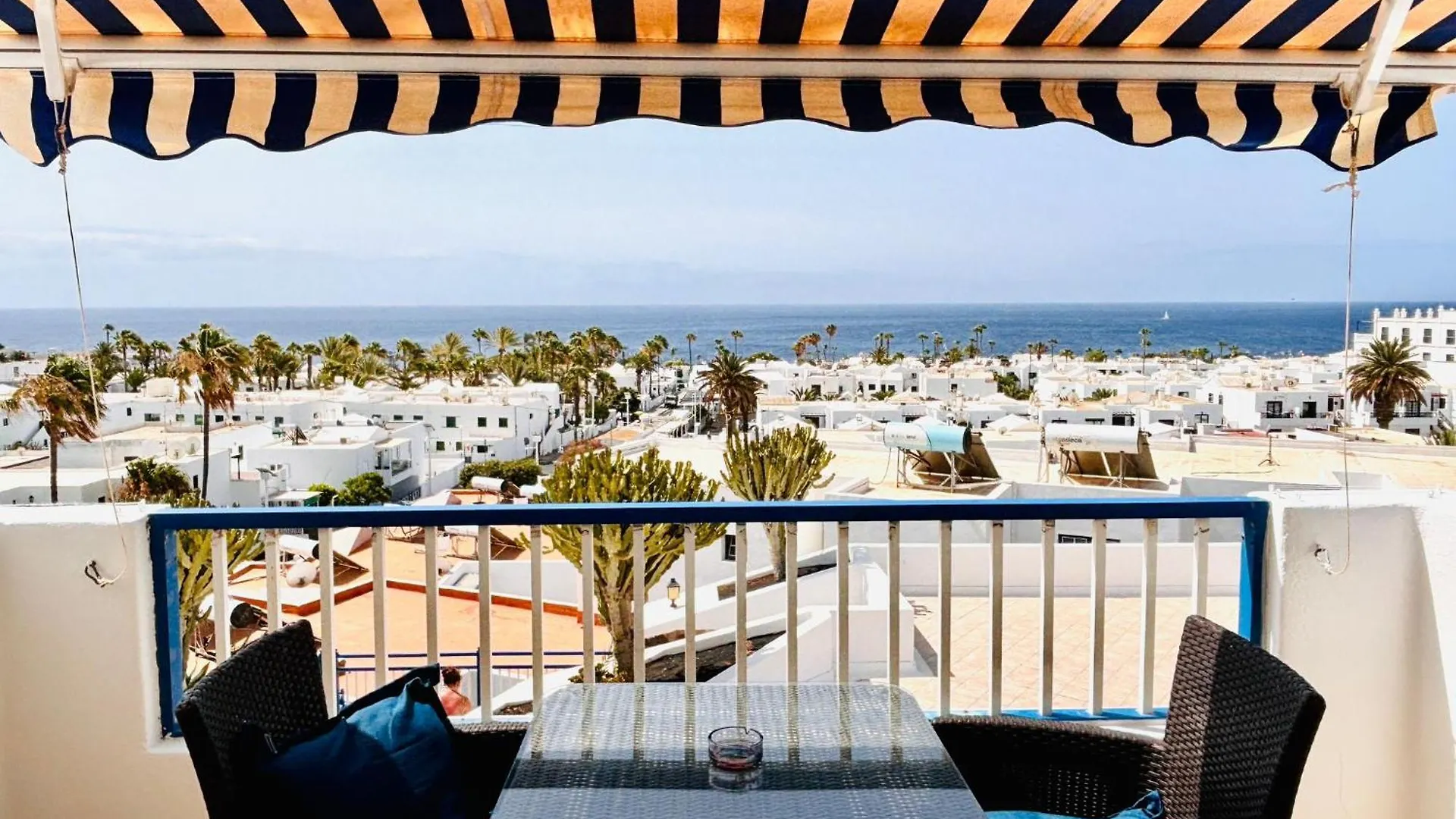 Apartment Chao Atalaya Puerto Del Carmen See View ,Ac,Pool Tias 0*,