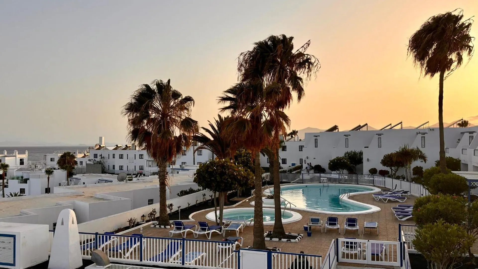 Apartment Chao Atalaya Puerto Del Carmen See View ,Ac,Pool 티아즈